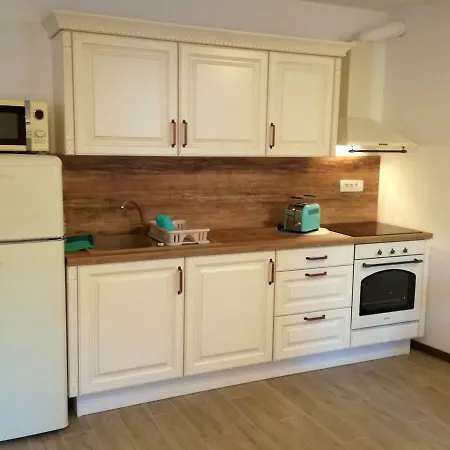 Lunaja Apartment