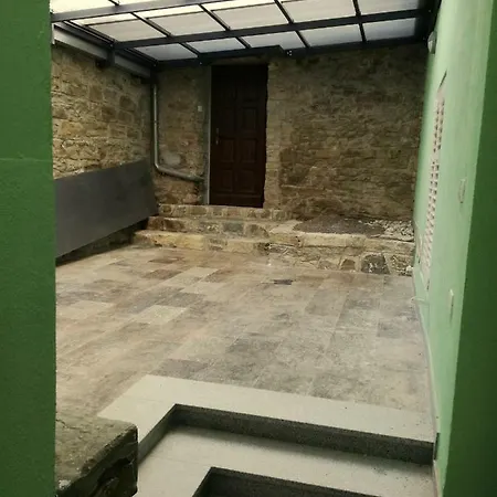 Lunaja Apartment *