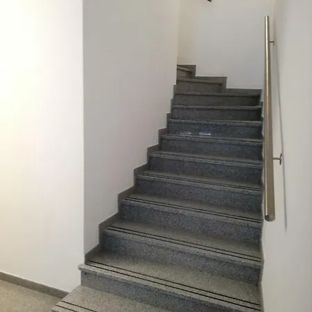 Lunaja Apartment *