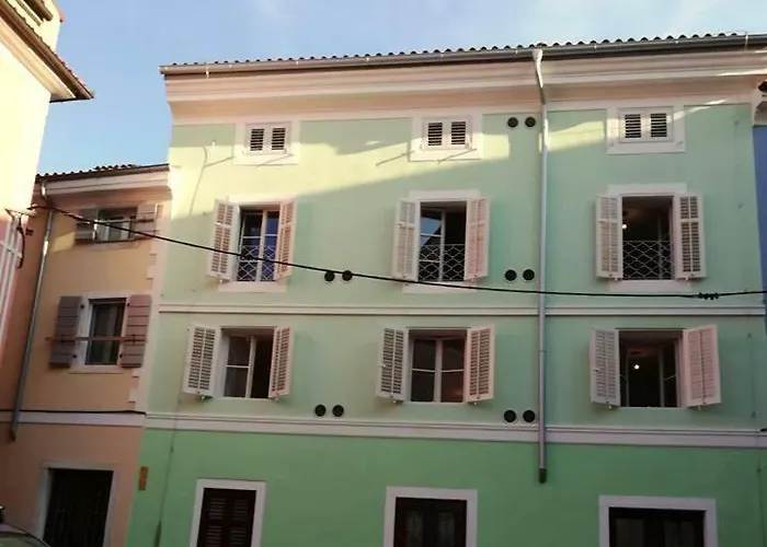 アパート Lunaja ピラン