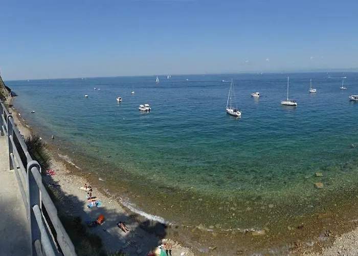 アパート Lunaja *